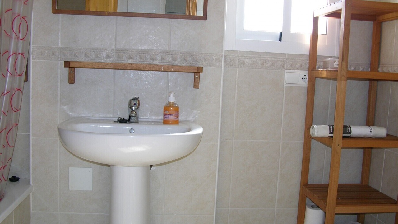 Photo of Bathroom in Los Nietos