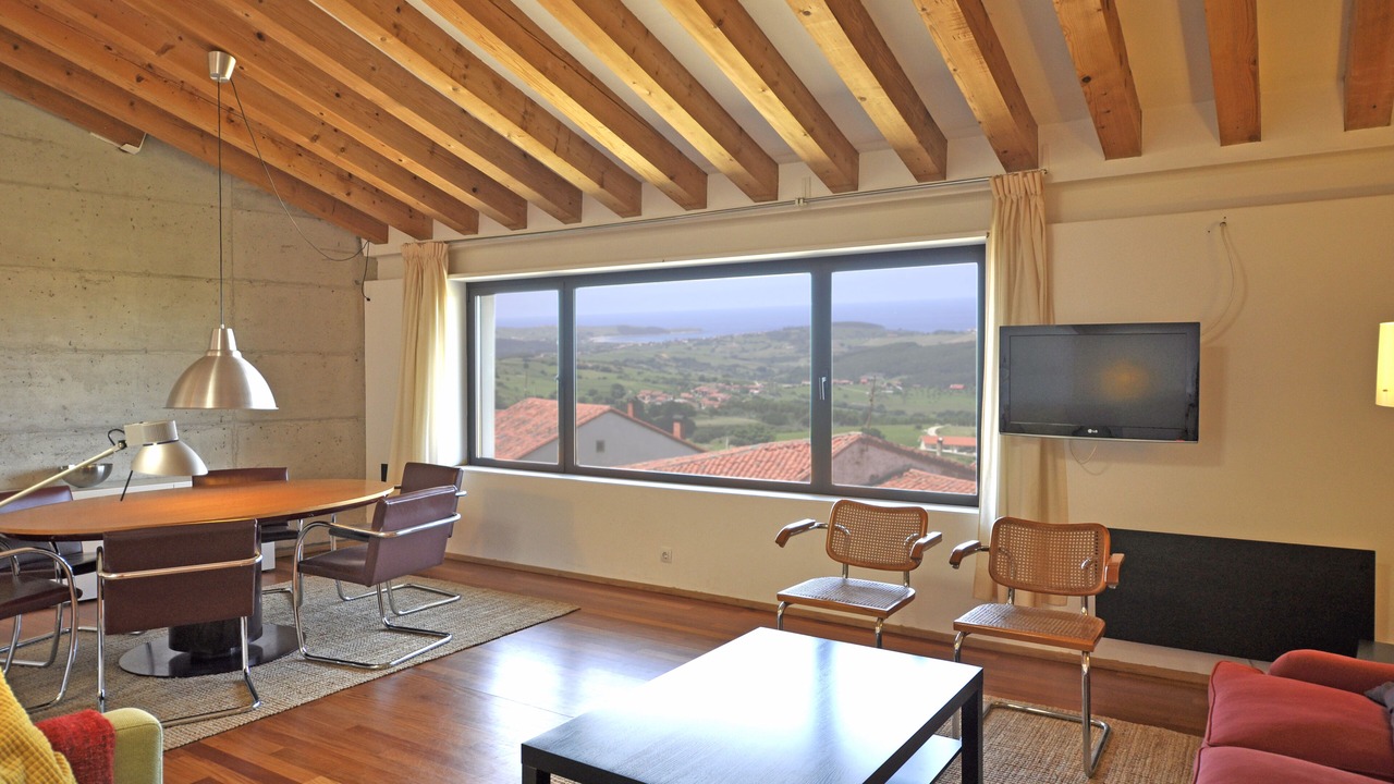 Photo of Livingroom in Canales