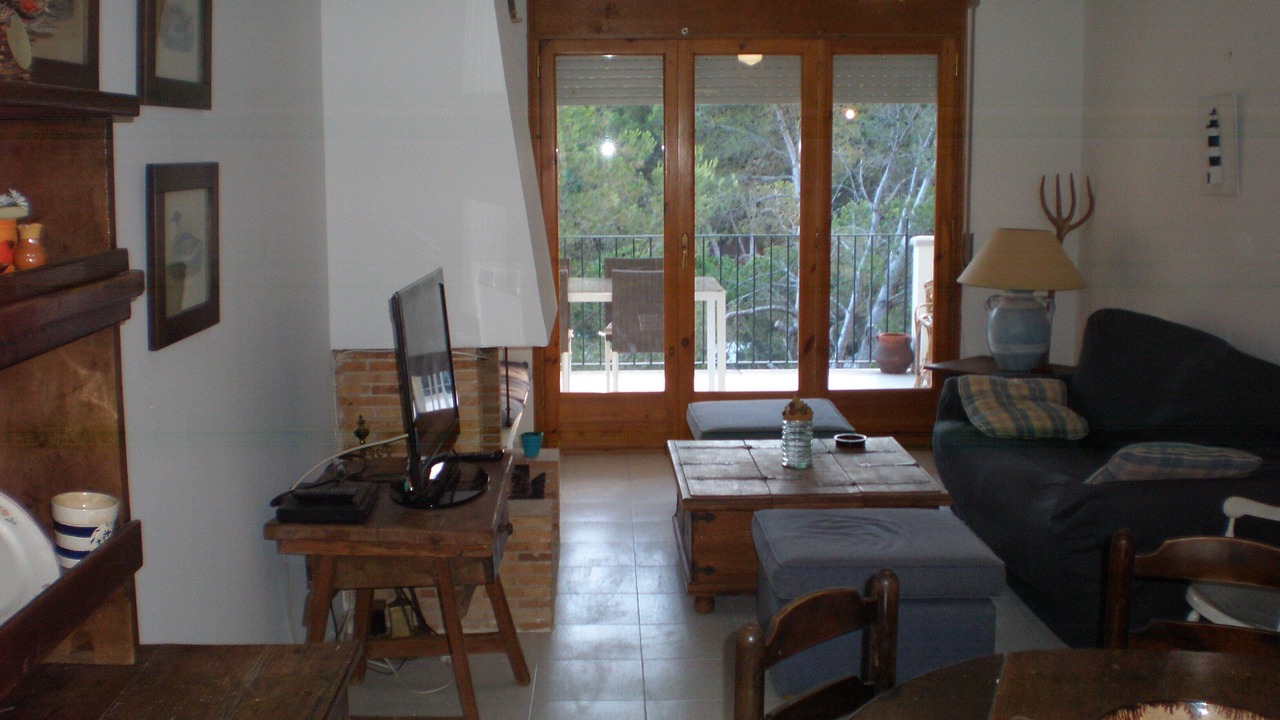 Photo of Livingroom in Tamariu