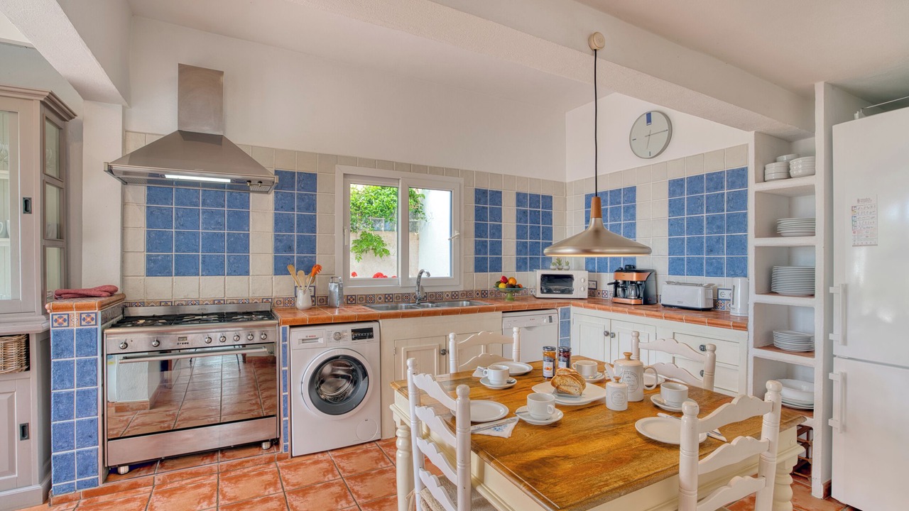 Photo of Kitchen in Sant Josep de sa Talaia