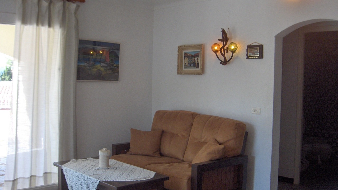 Photo of Livingroom in Roses Town Center