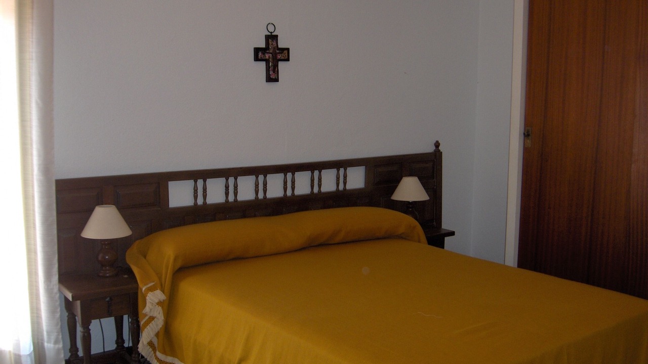 Photo of Bedroom in Roses Town Center