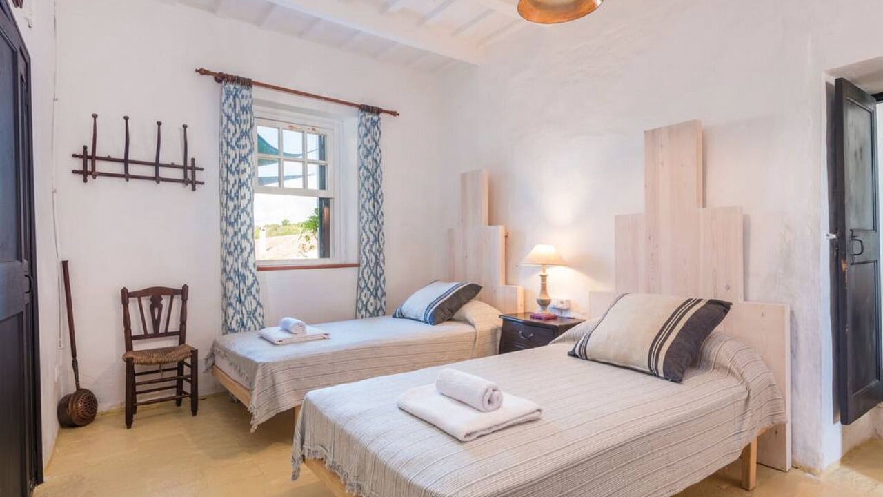 Photo of Bedroom in Mahon