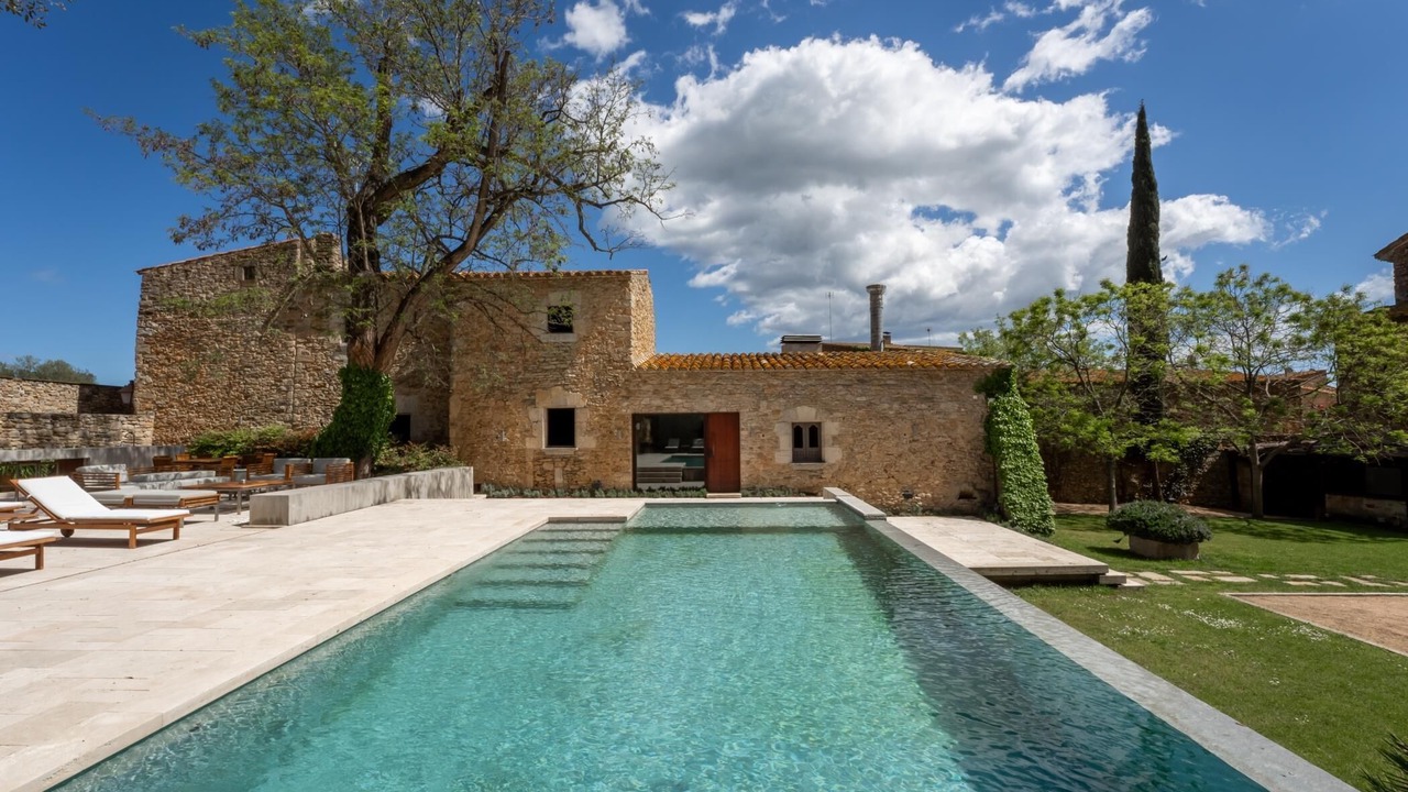 Photo of Outdoor in Peratallada