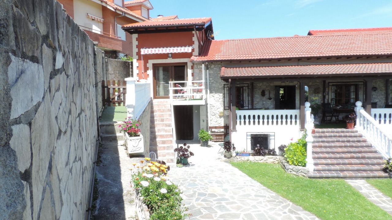 Photo of Outdoor in Isla