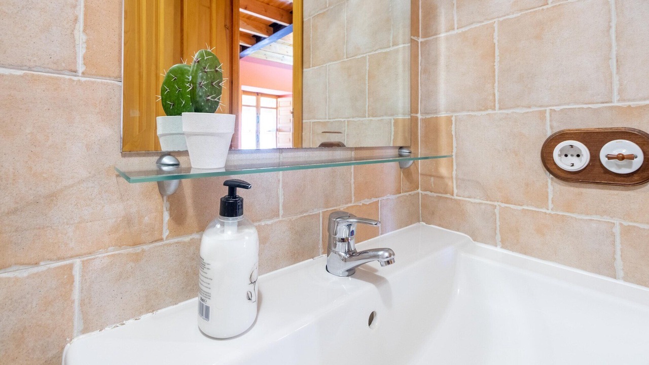 Photo of Bathroom in Benllera