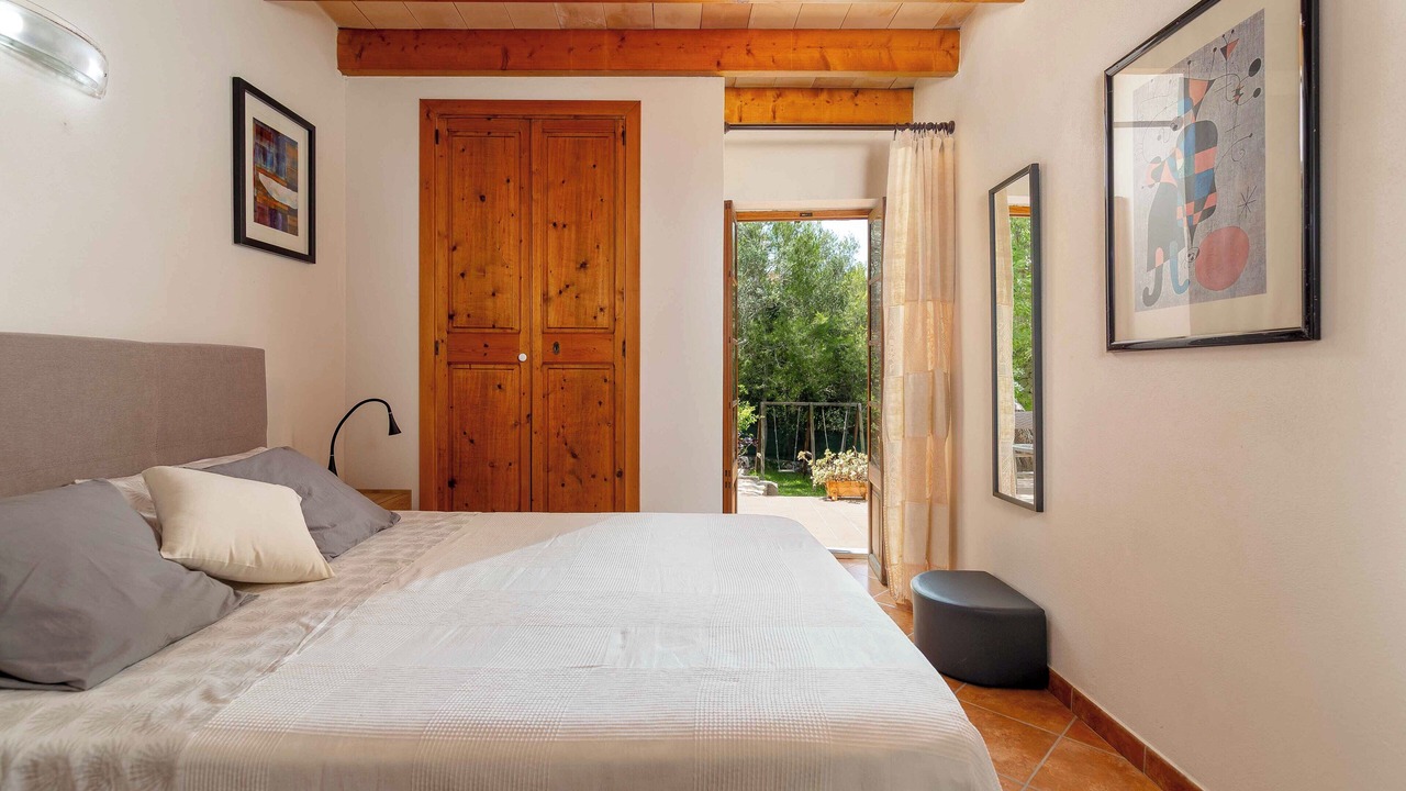 Photo of Bedroom in Campanet