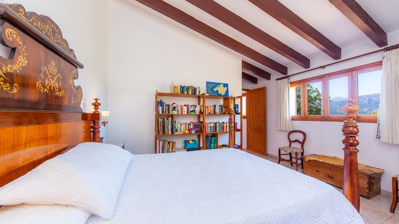 Photo of Bedroom in Fornalutx