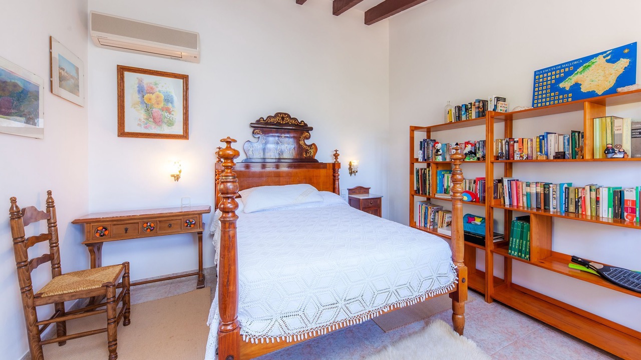 Photo of Bedroom in Fornalutx