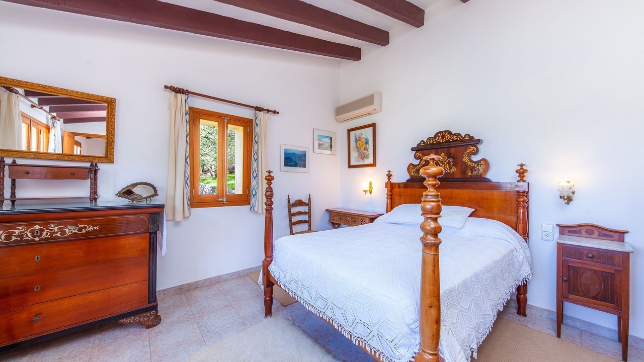 Photo of Bedroom in Fornalutx