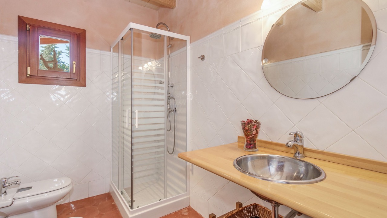 Photo of Bathroom in Biniali