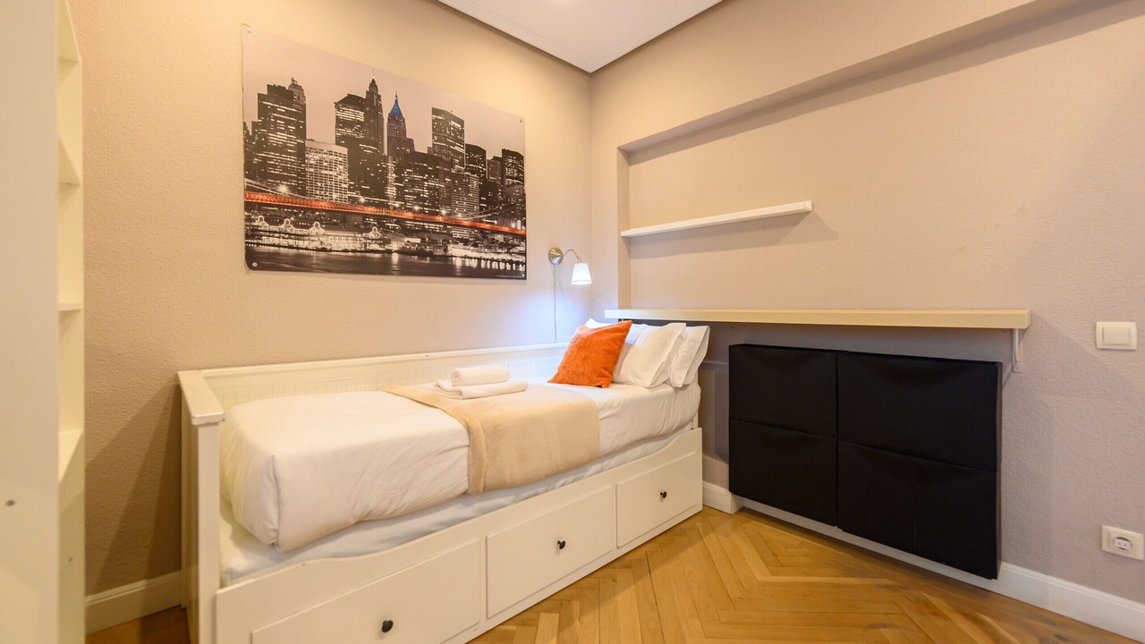 Photo of Bedroom in Guindalera