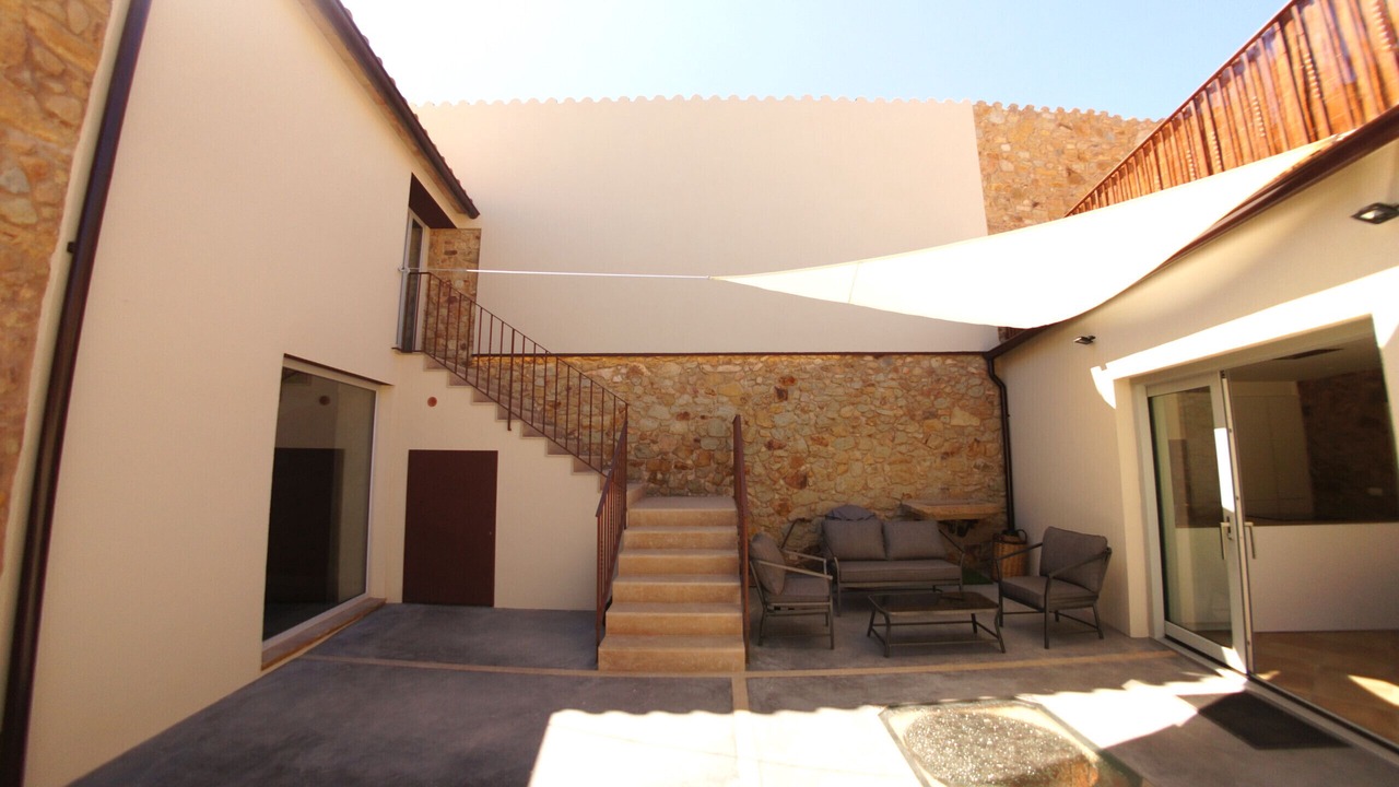 Photo of Patio Balcony in Pals