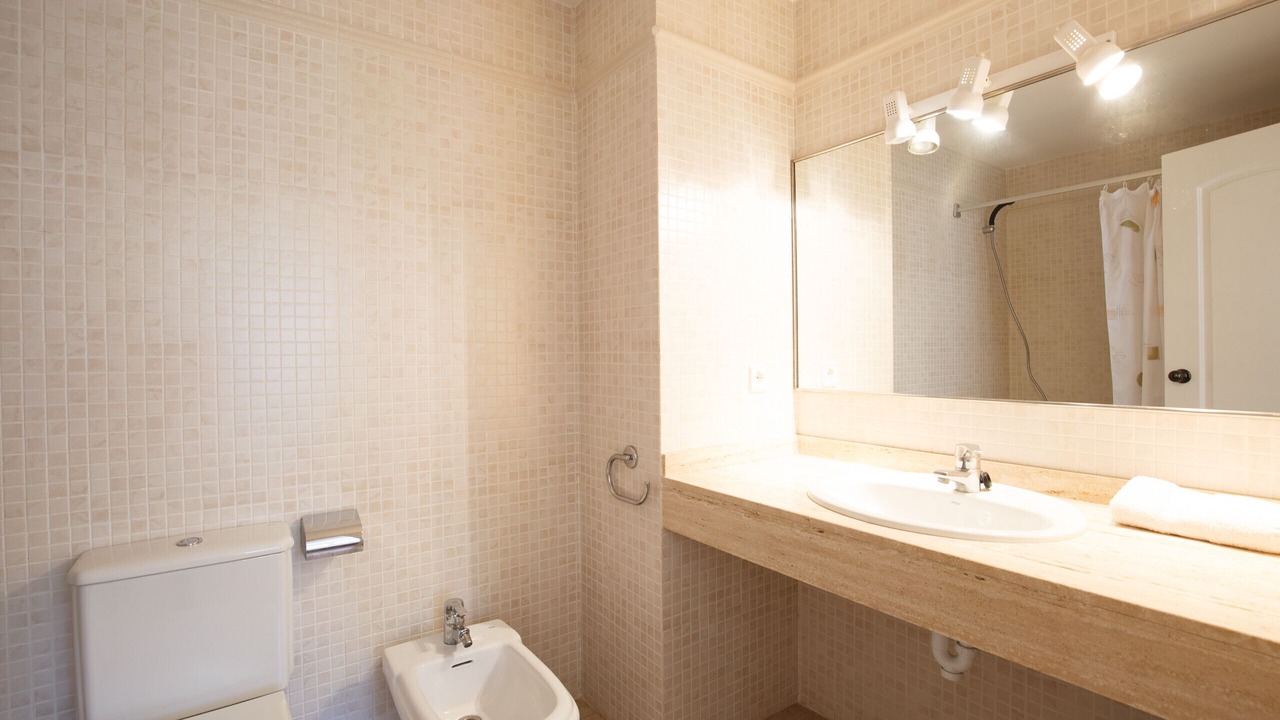 Photo of Bathroom in Pals