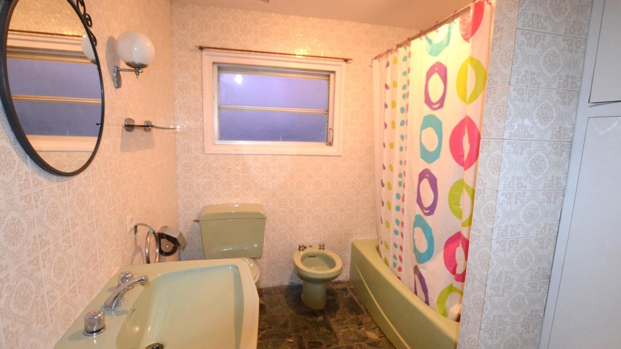Photo of Bathroom in Lloret Town Center