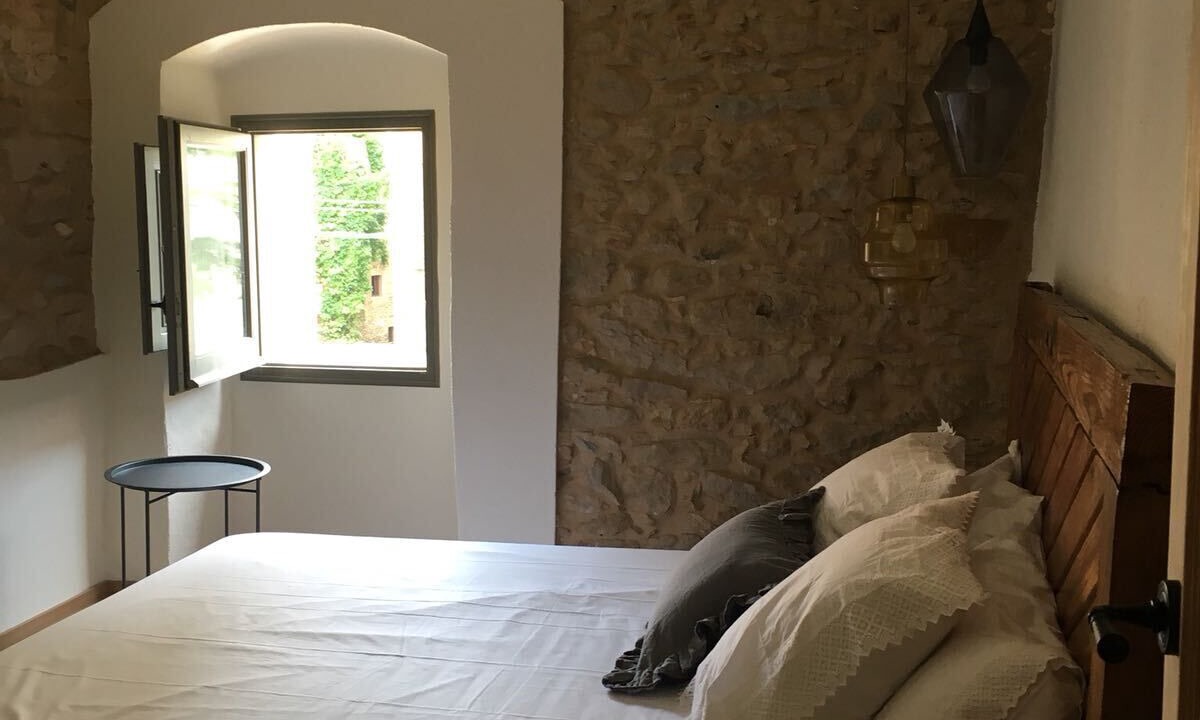 Photo of Bedroom in La Pera