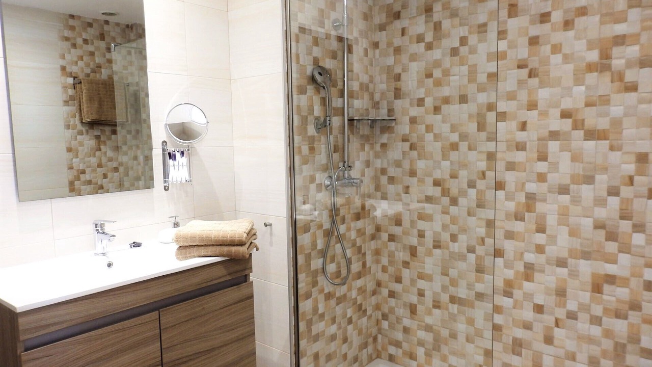 Photo of Bathroom in Carihuela