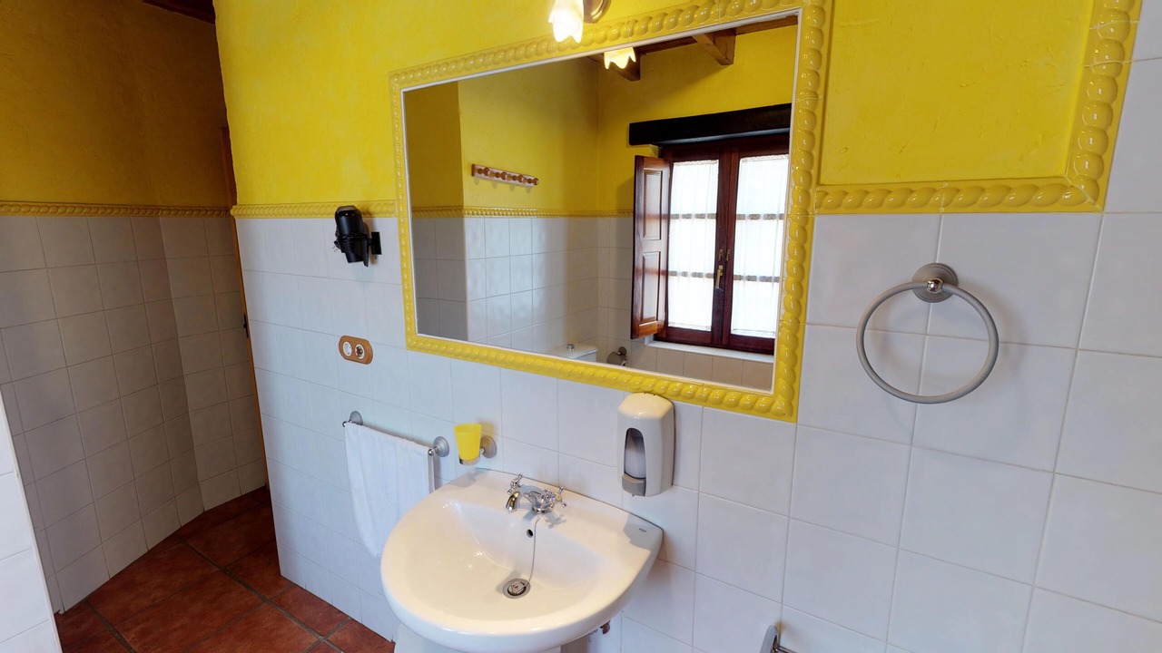 Photo of Bathroom in Villanueva de Arriba