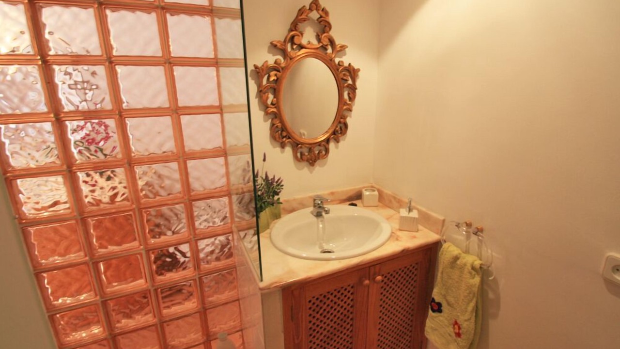 Photo of Bathroom in Biniaraix