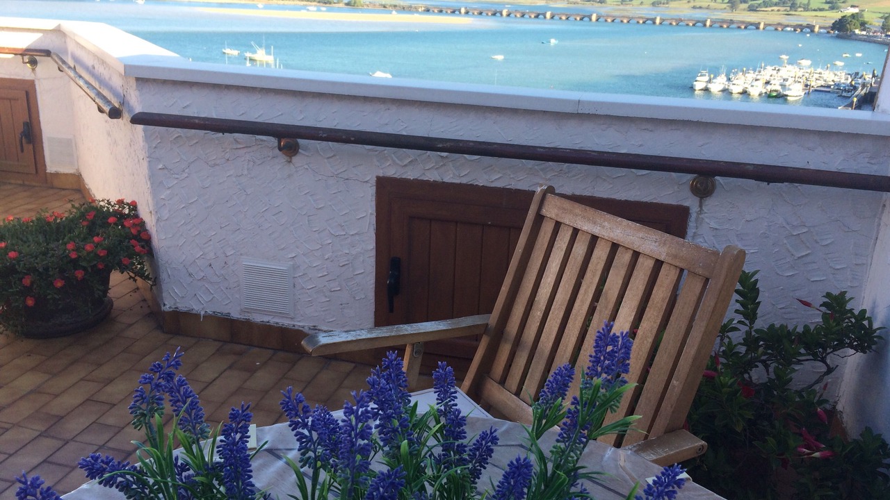 Photo of Patio Balcony in San Vicente de la Barquera