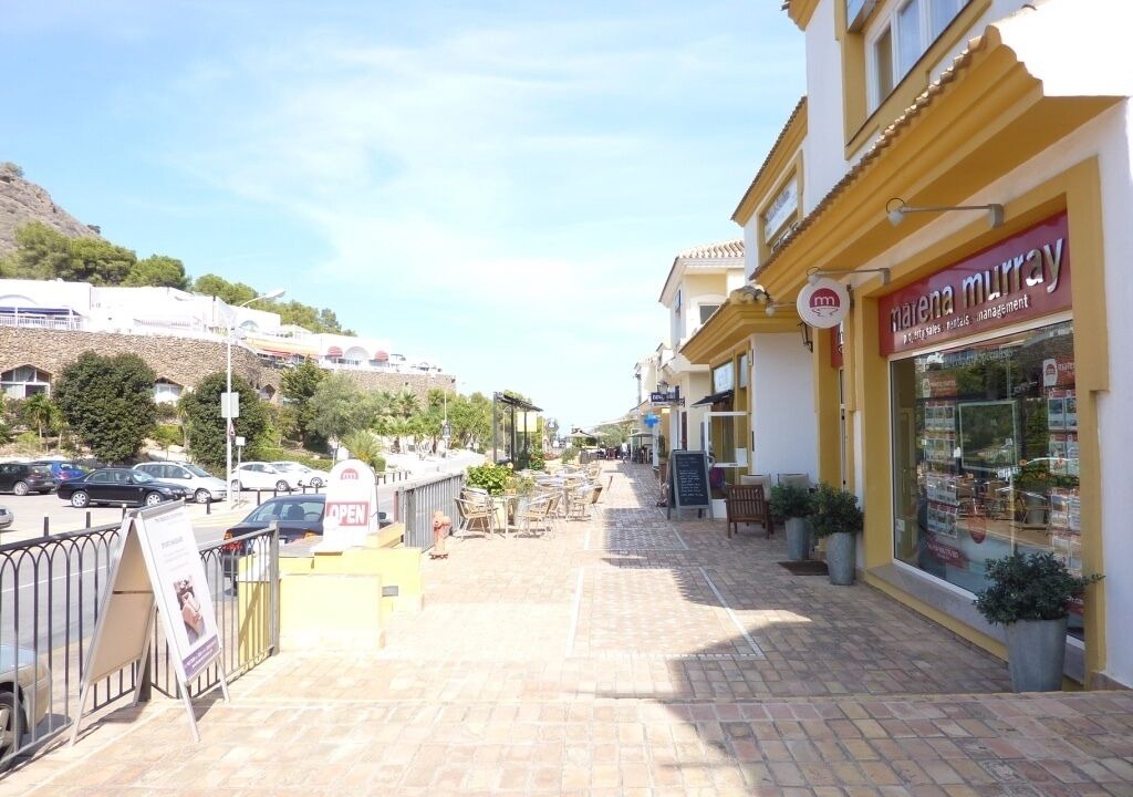 Photo of Others in Atamaria
