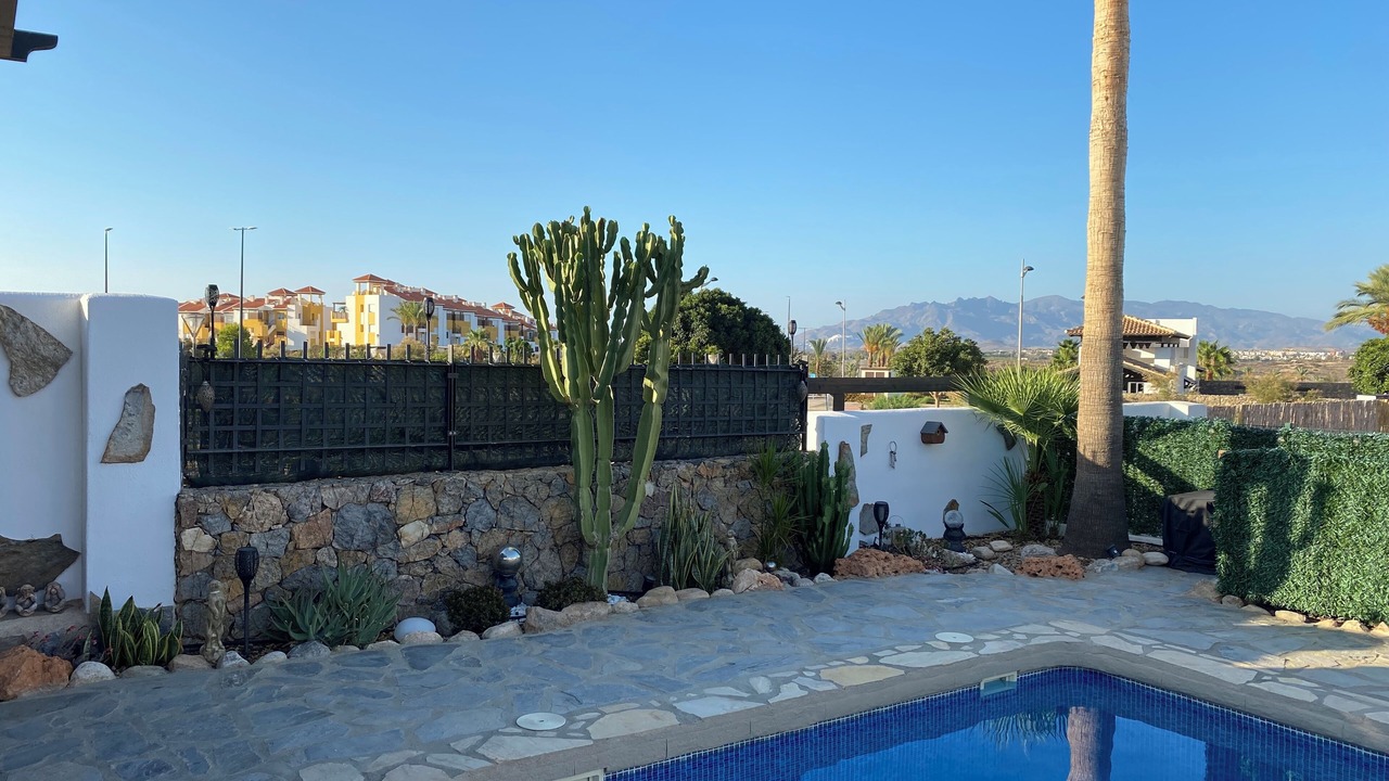 Photo of Outdoor in Vera