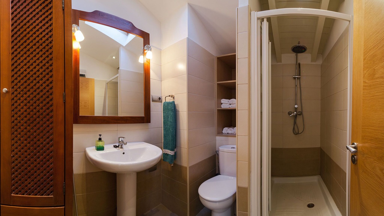 Photo of Bathroom in Bedrinana