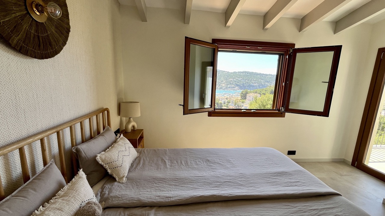 Photo of Bedroom in Soller