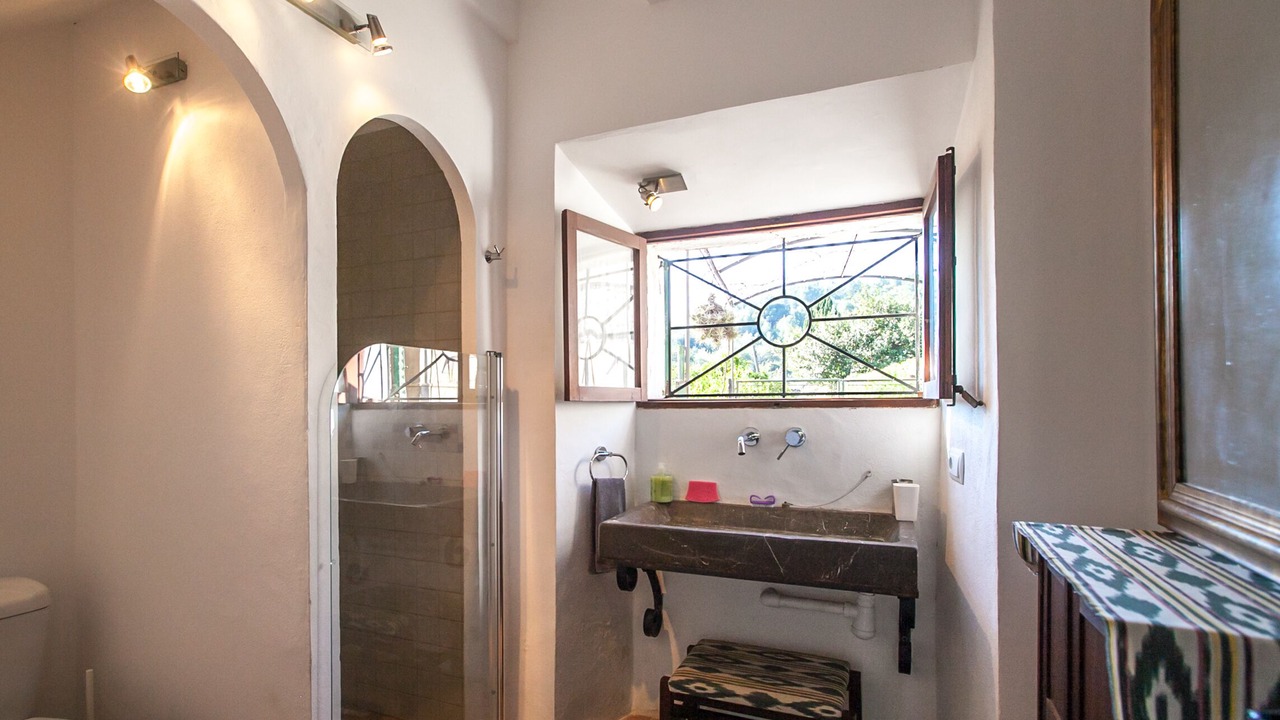 Photo of Bathroom in Biniaraix