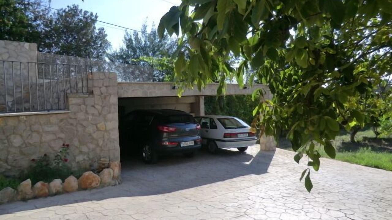 Photo of Others in Alaro