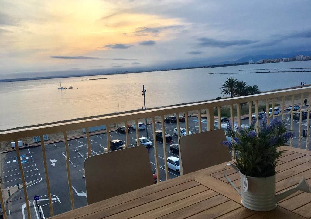 Photo of Patio Balcony in Roses Town Center