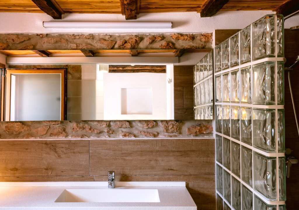 Photo of Bathroom in Sant Josep de sa Talaia