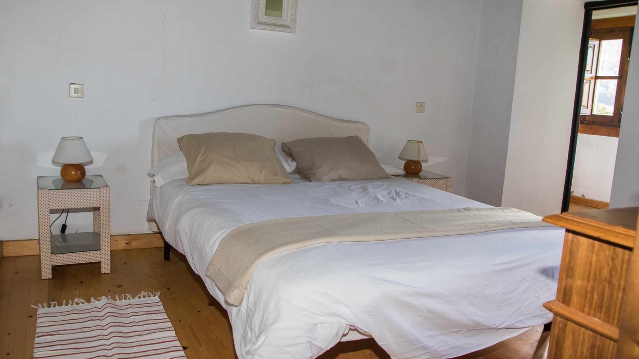 Photo of Bedroom in Prado
