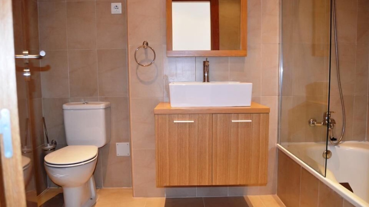 Photo of Bathroom in Jeronimo y Avileses y Balsicas de Arriba