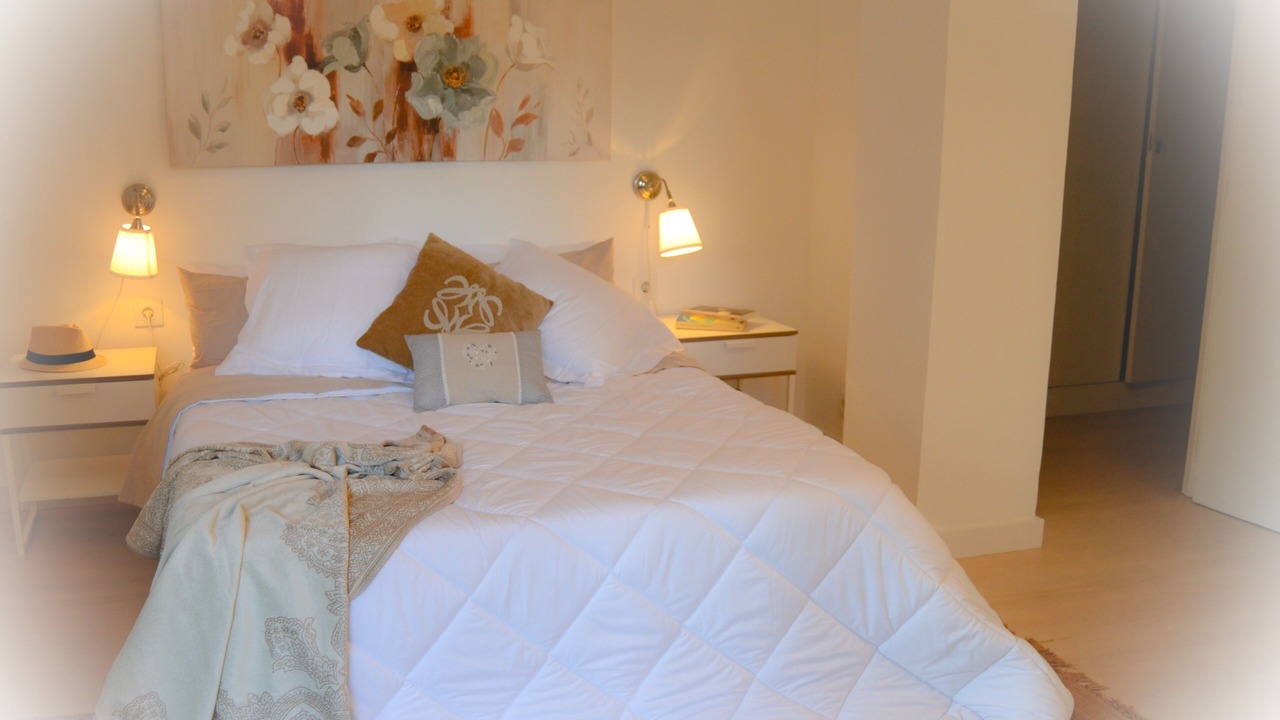 Photo of Bedroom in Logrono City Centre