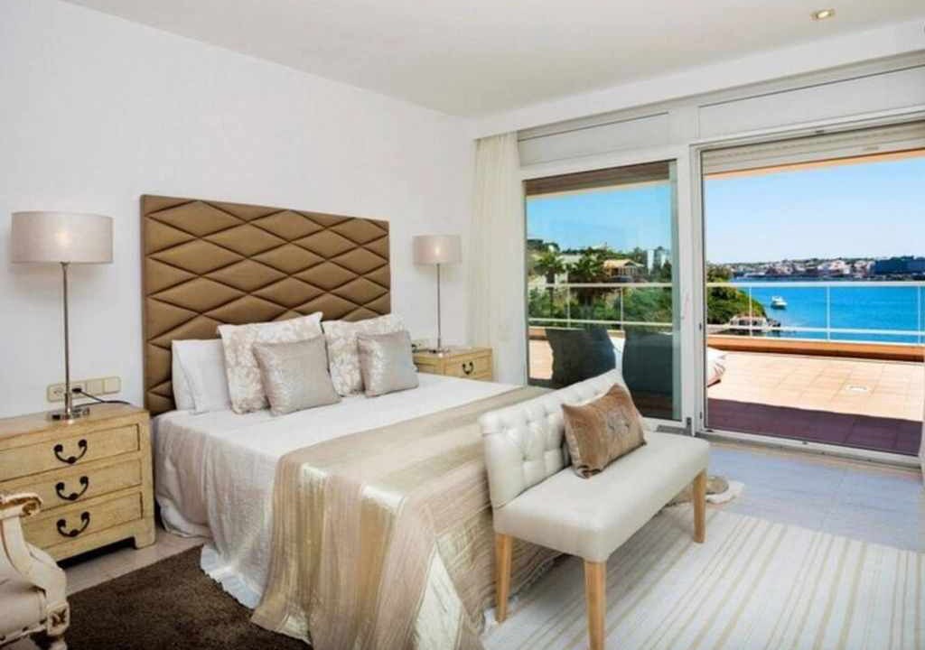 Photo of Bedroom in Cala Llonga