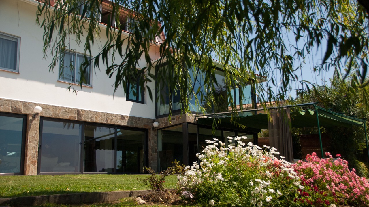 Photo of Outdoor in Ares