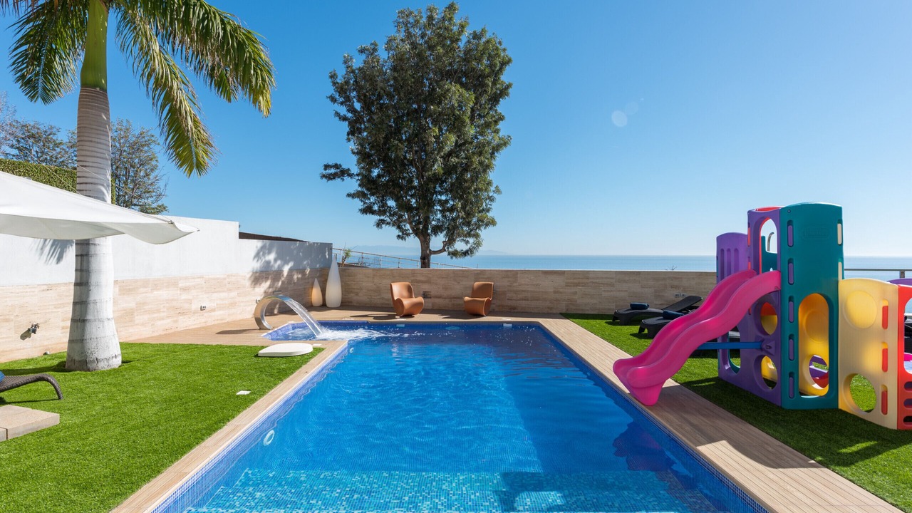 Photo of Outdoor in Acoran