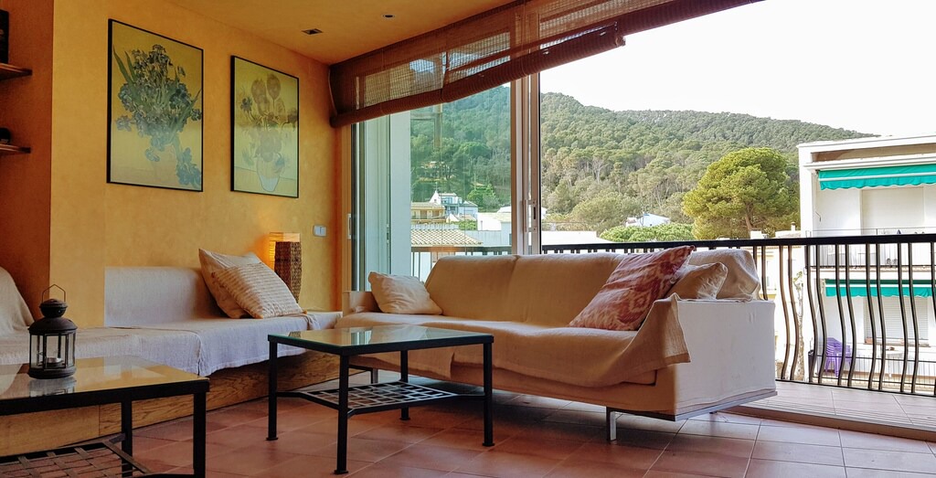 Photo of Livingroom in Tamariu