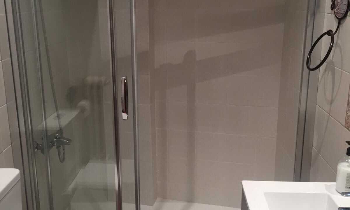 Photo of Bathroom in Nalda