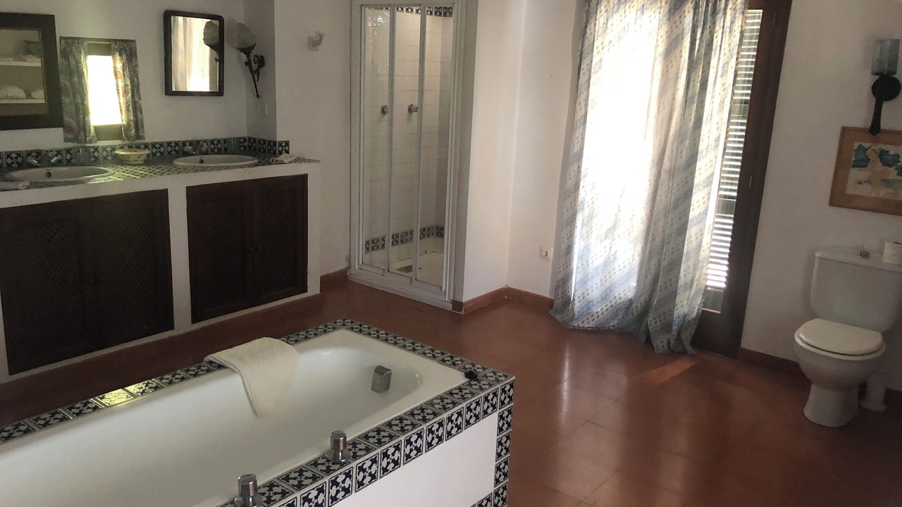 Photo of Bathroom in Biniaraix