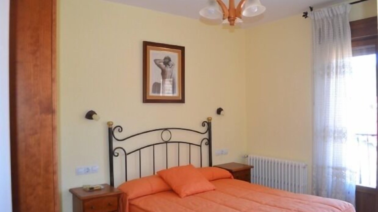 Photo of Bedroom in Canicosa de la Sierra