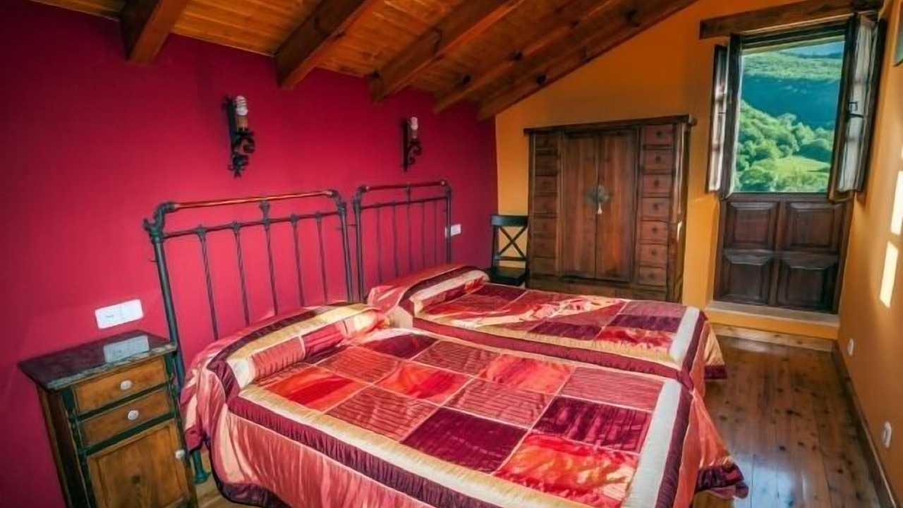 Photo of Bedroom in Santa Maria de Valdeon