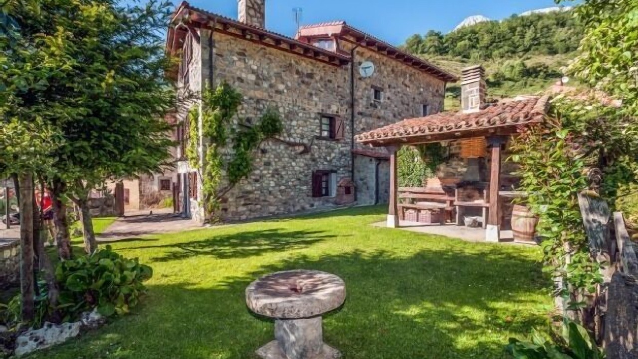 Photo of Outdoor in Santa Maria de Valdeon