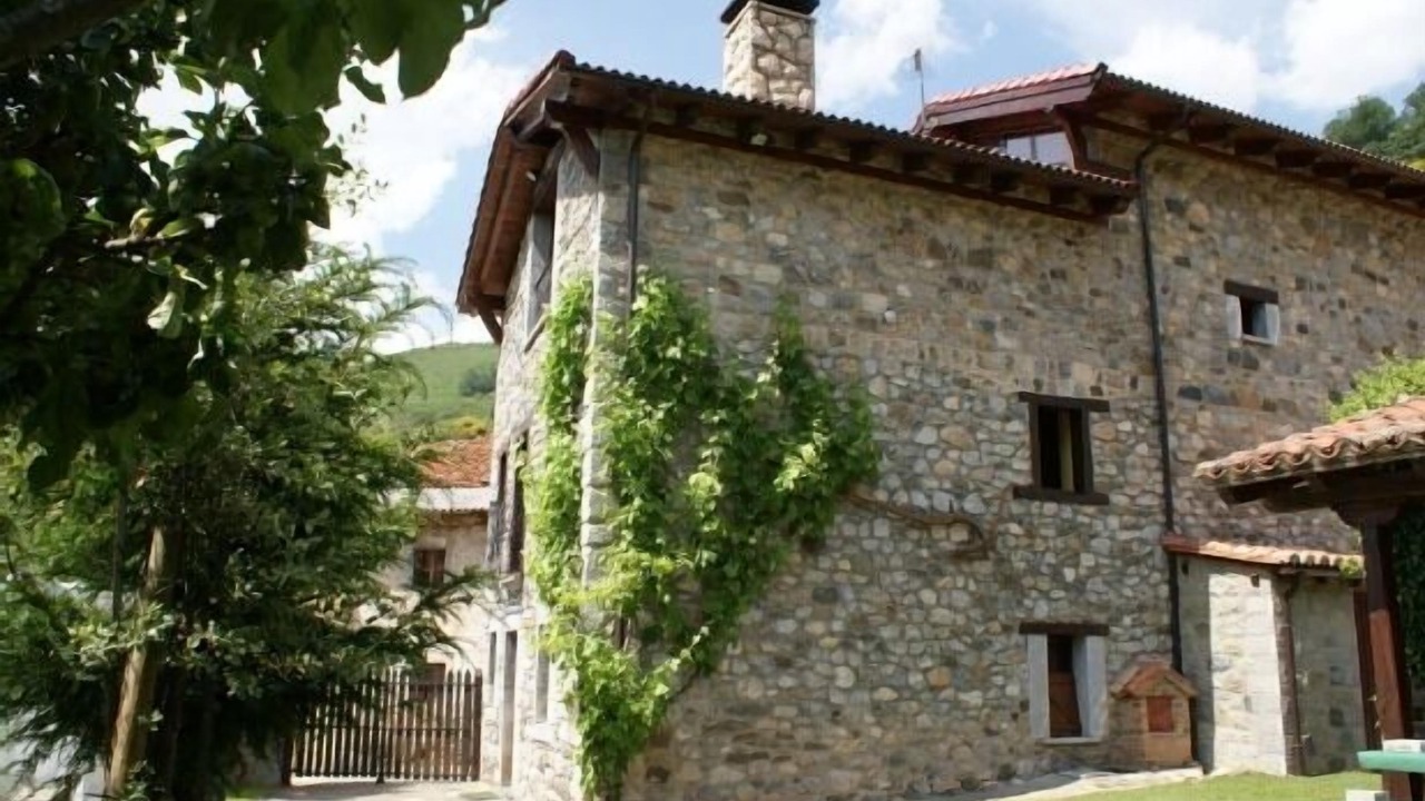 Photo of Outdoor in Santa Maria de Valdeon
