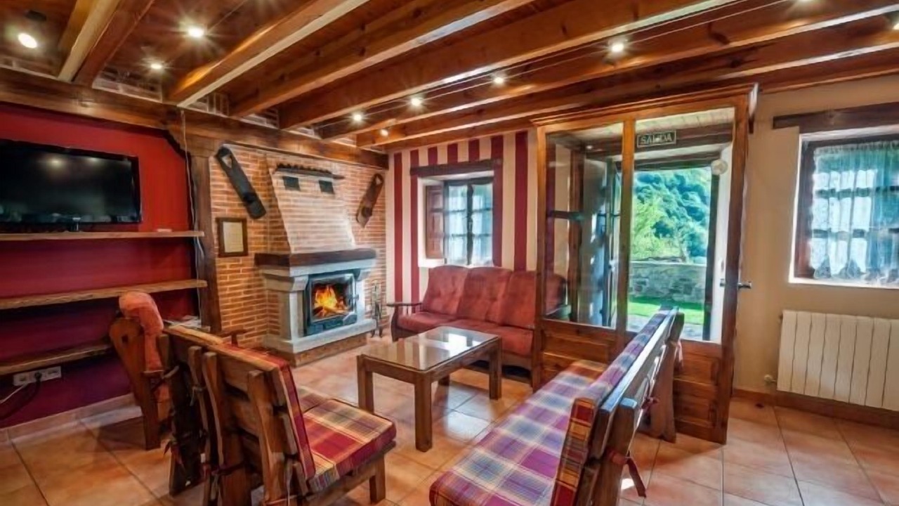Photo of Livingroom in Santa Maria de Valdeon