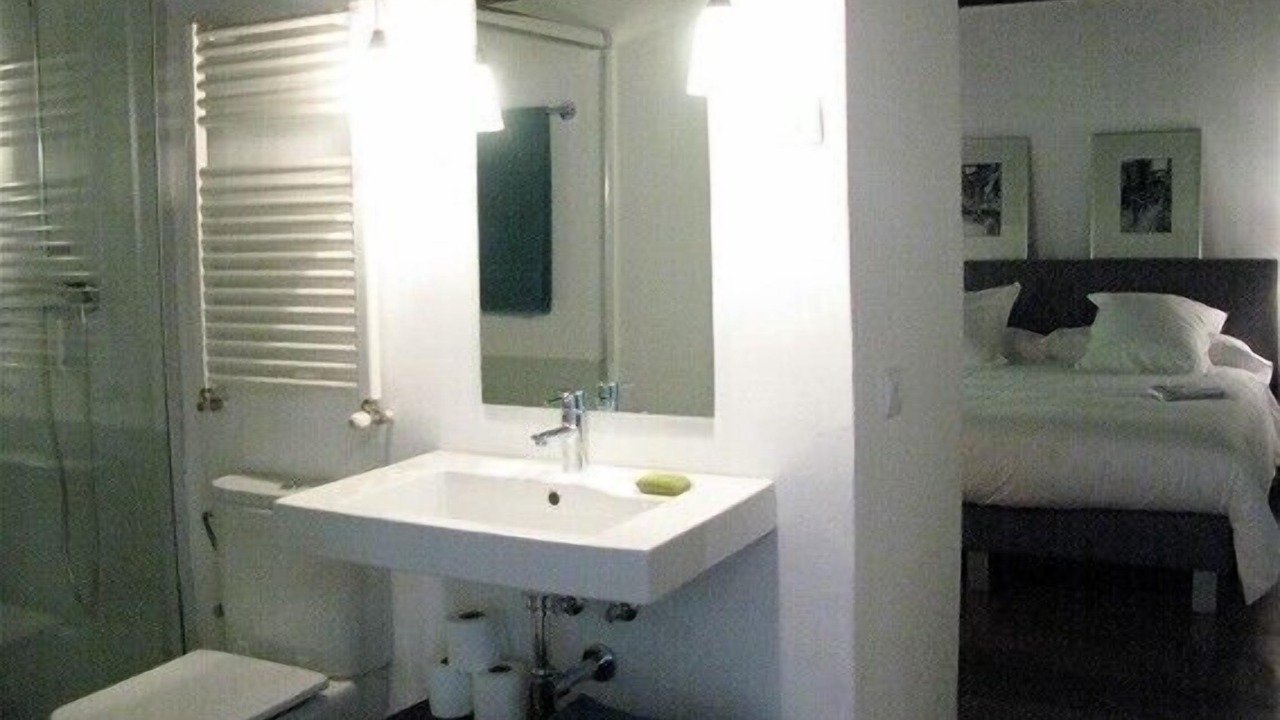 Photo of Bathroom in Torano