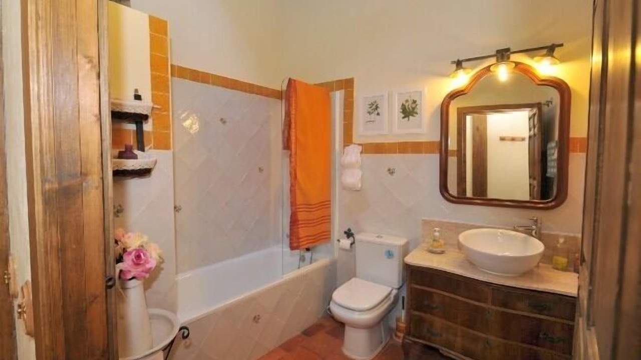 Photo of Bathroom in Caballar