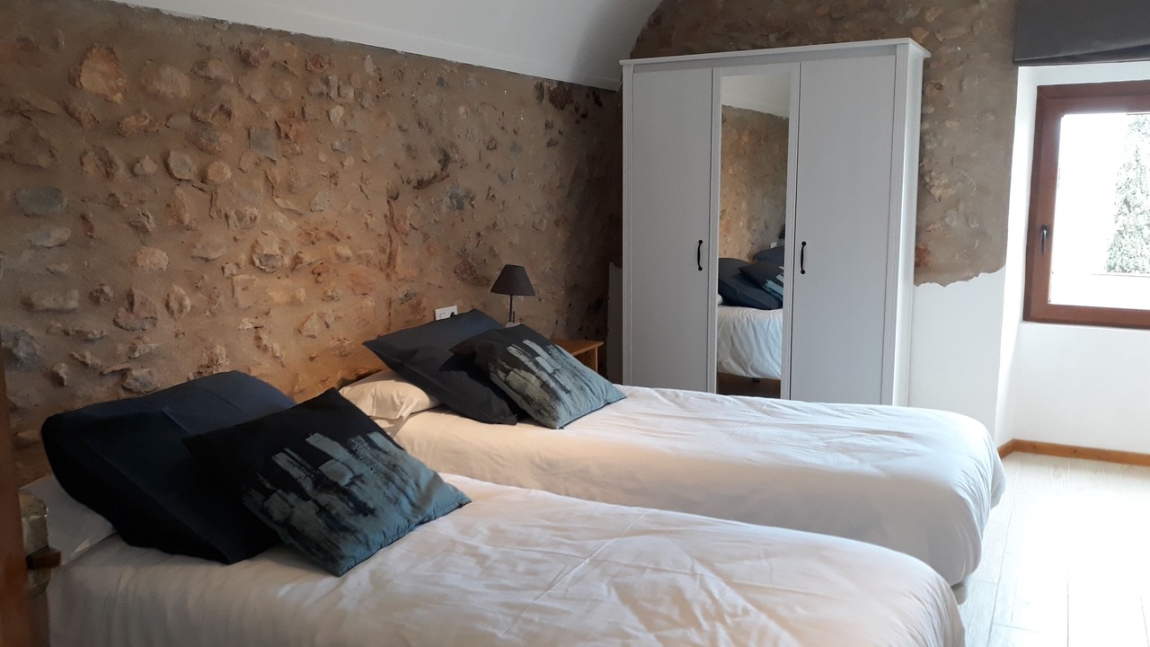 Photo of Bedroom in Albons