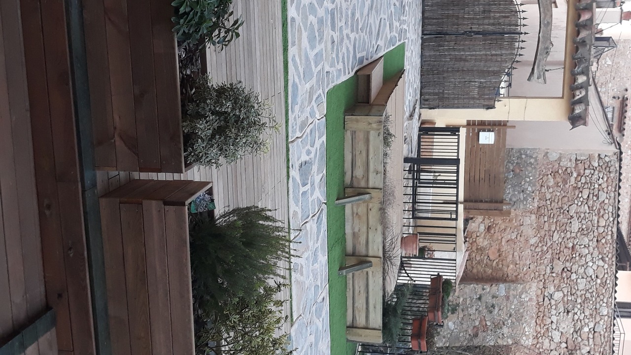 Photo of Patio Balcony in Albons